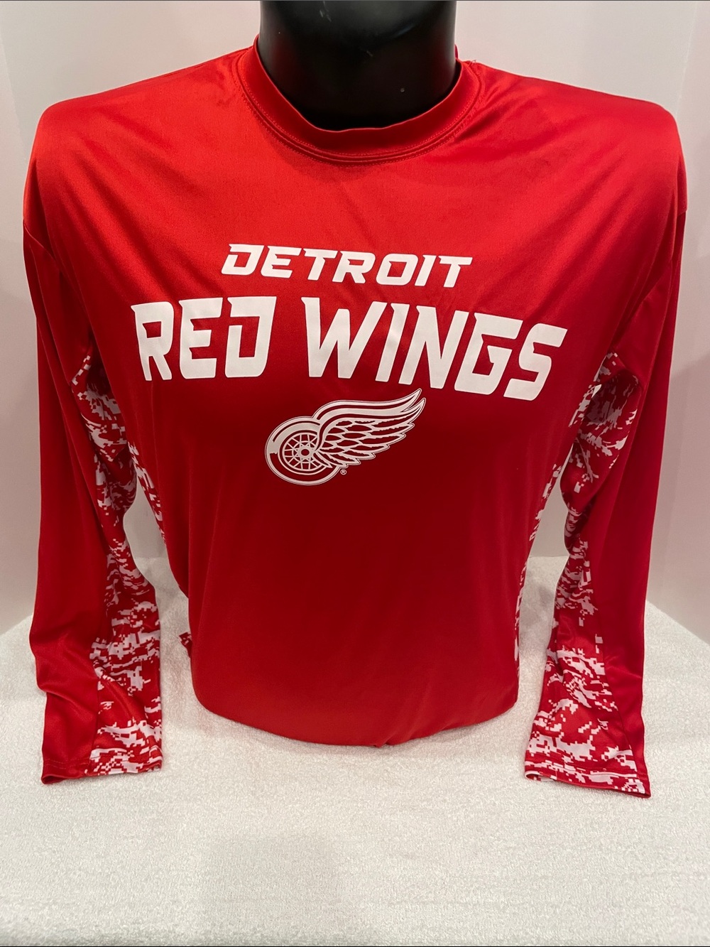 Adult Detroit Red Wings Red polyester Long Sleeve Tee shirt